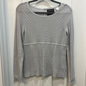 Guinevere Anthropologie Gray Silver‎ Ribbed Lightweight Wool Sweater Size Medium
